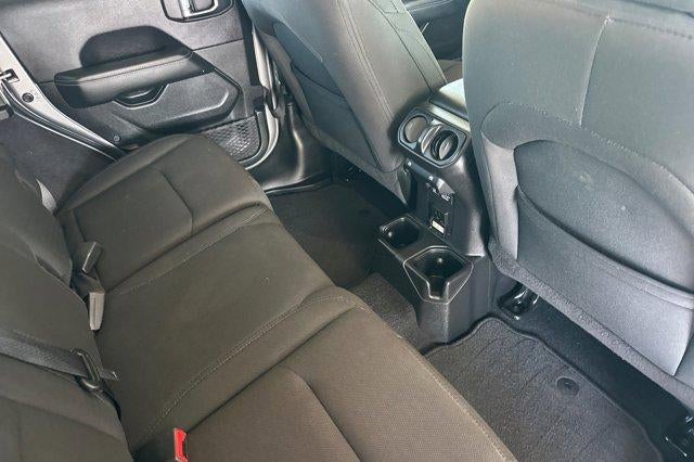 2019 Jeep Wrangler Unlimited Sahara 4x4