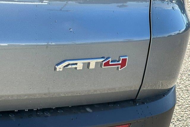 2026 GMC Acadia AWD AT4