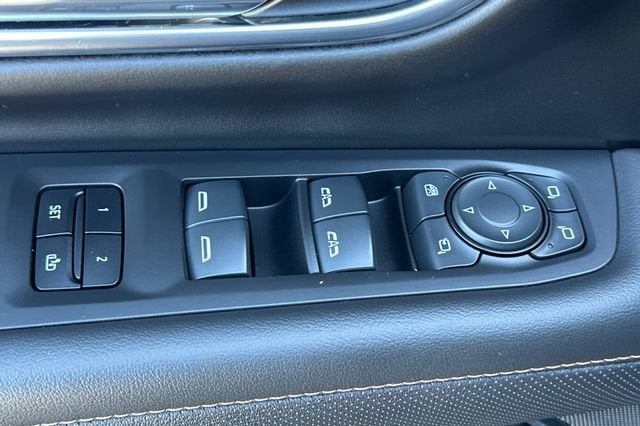 2023 GMC Yukon AT4