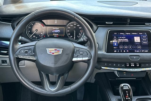 2023 Cadillac XT4 Luxury