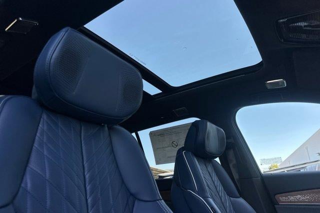 2026 Cadillac VISTIQ AWD 4dr Premium Luxury