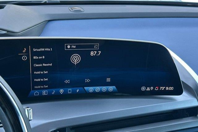 2026 Cadillac VISTIQ AWD 4dr Premium Luxury