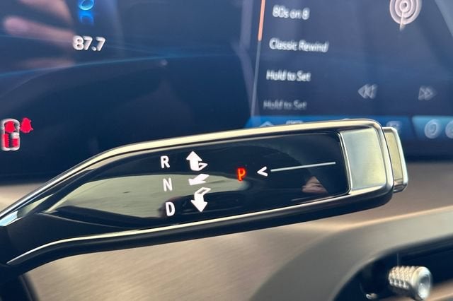 2027 Cadillac VISTIQ Premium Luxury