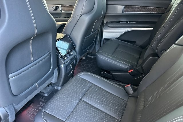 2027 Cadillac VISTIQ Sport