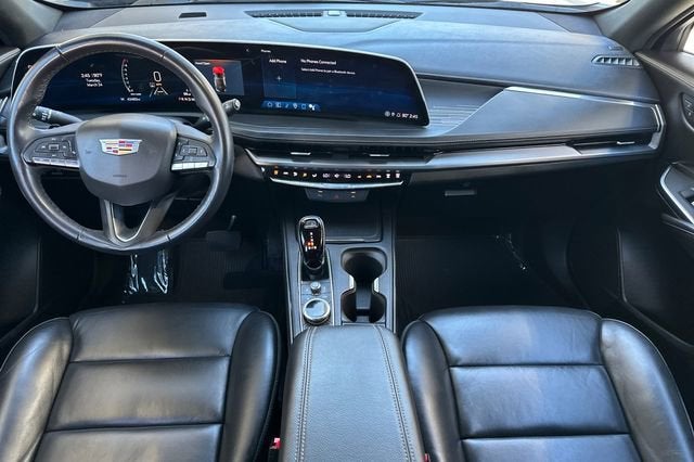 2024 Cadillac XT4 Premium Luxury