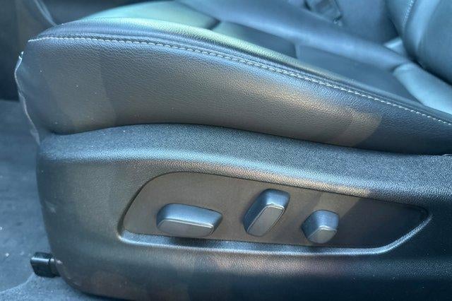 2021 Cadillac XT4 FWD 4dr Premium Luxury