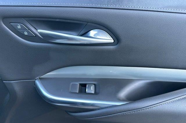 2021 Cadillac XT4 FWD 4dr Premium Luxury