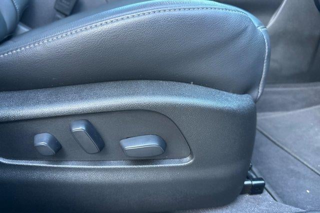 2021 Cadillac XT4 FWD 4dr Premium Luxury