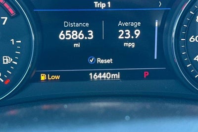 2021 Cadillac XT4 FWD 4dr Premium Luxury