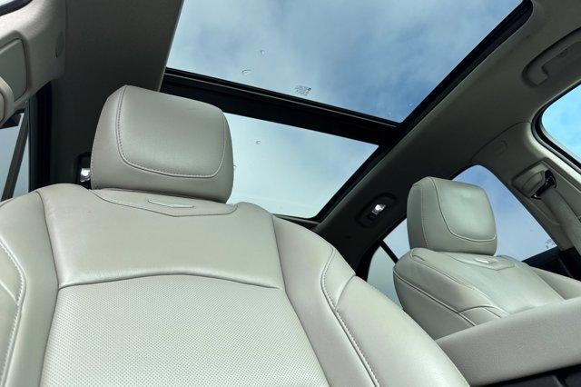 2019 Cadillac XT4 FWD 4dr Premium Luxury