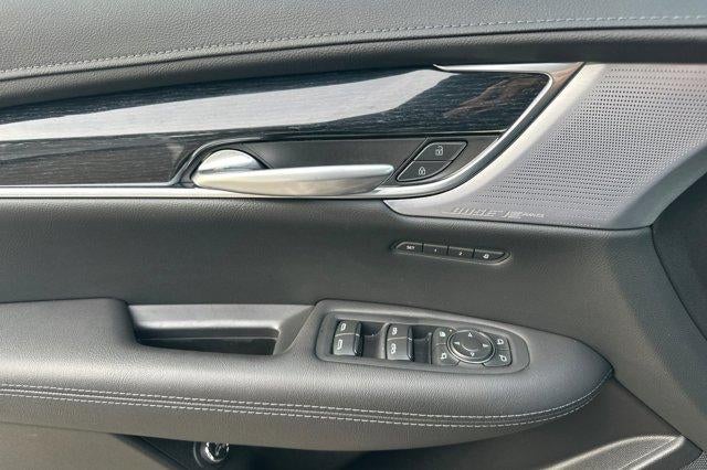 2025 Cadillac XT5 FWD 4dr Premium Luxury