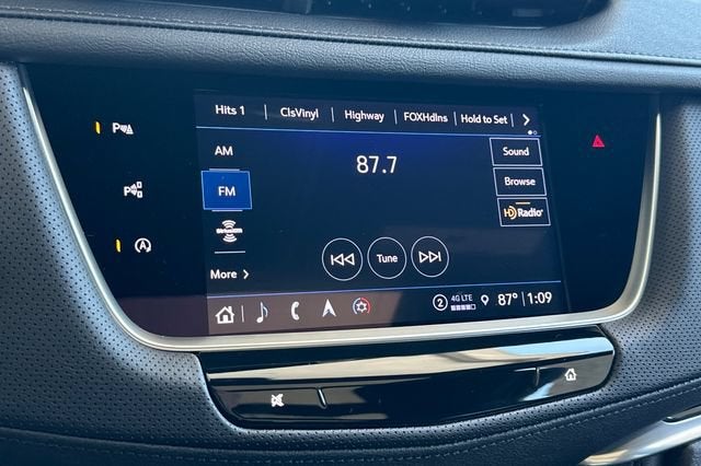 2026 Cadillac XT5 Premium Luxury