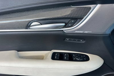 2023 Cadillac XT5 AWD Sport