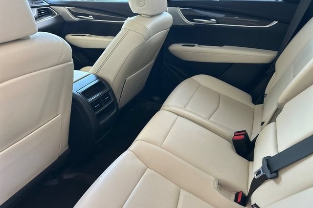 2023 Cadillac XT5 AWD Sport