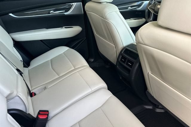 2023 Cadillac XT5 AWD Sport