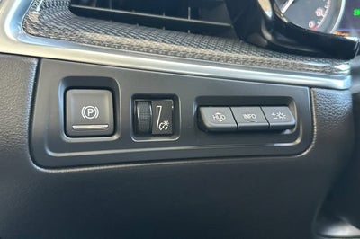 2023 Cadillac XT5 AWD Sport