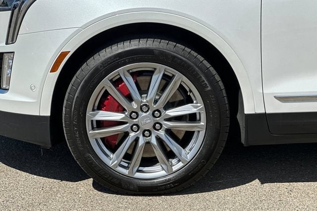 2023 Cadillac XT5 AWD Sport