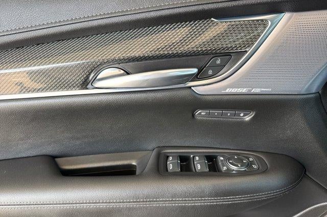 2022 Cadillac XT5 AWD 4dr Sport