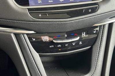 2025 Cadillac XT6 Luxury