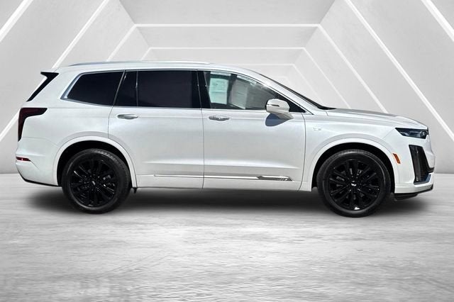 2024 Cadillac XT6 FWD 4dr Luxury