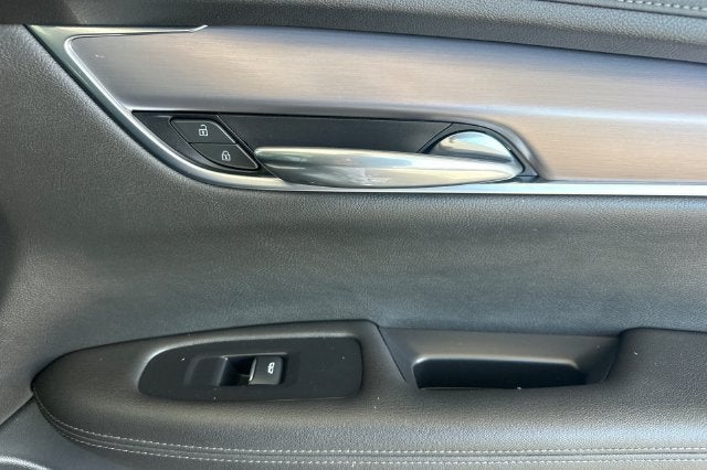 2024 Cadillac XT6 Luxury