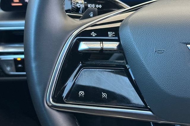 2024 Cadillac LYRIQ Tech