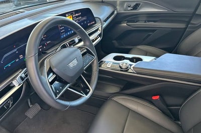 2024 Cadillac LYRIQ Tech