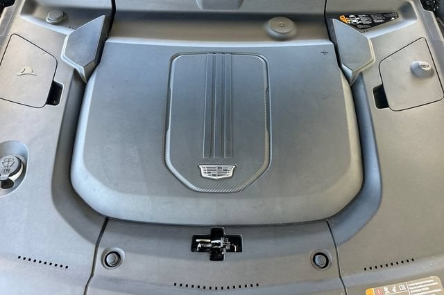2024 Cadillac LYRIQ Tech