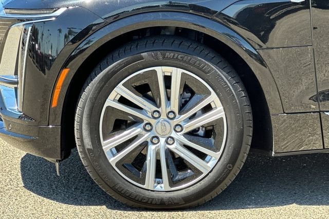 2024 Cadillac LYRIQ Tech