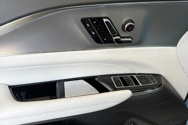 2027 Cadillac LYRIQ Luxury