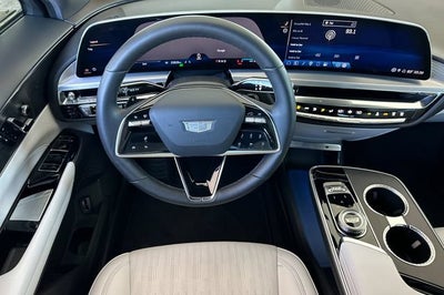 2024 Cadillac LYRIQ Luxury 1