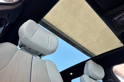 2024 Cadillac LYRIQ Luxury 1