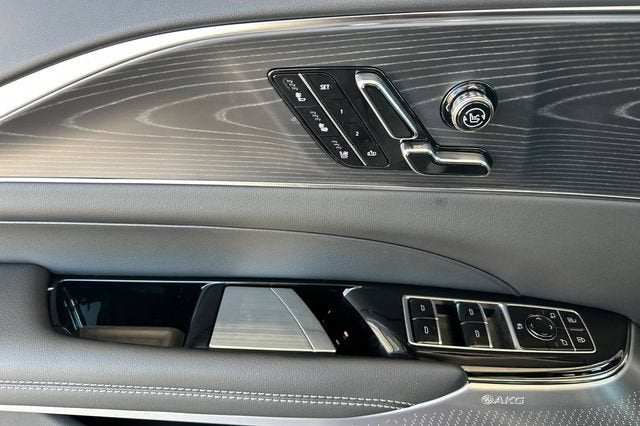 2026 Cadillac LYRIQ Premium Luxury