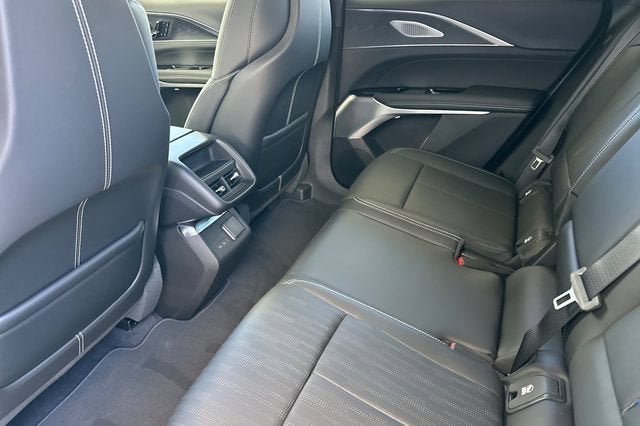 2026 Cadillac LYRIQ Premium Luxury