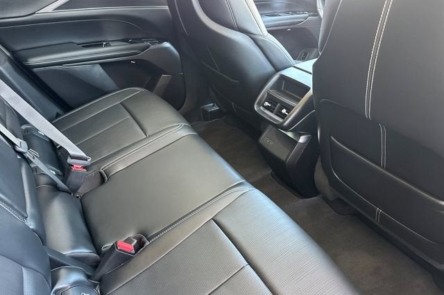 2024 Cadillac LYRIQ Sport 1