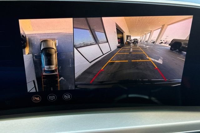 2024 Cadillac LYRIQ Sport 1