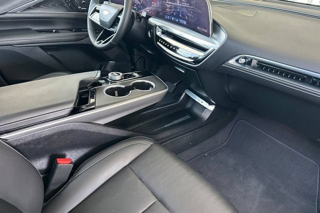 2024 Cadillac LYRIQ Sport 1