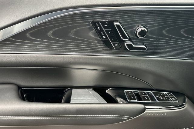 2024 Cadillac LYRIQ Sport 1