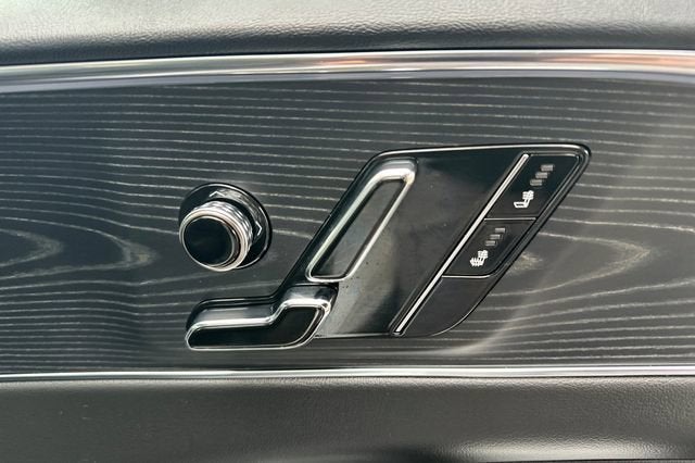 2024 Cadillac LYRIQ Sport 1
