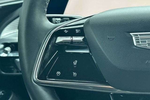 2024 Cadillac LYRIQ Sport 1
