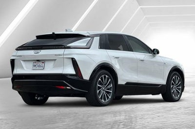 2024 Cadillac LYRIQ Sport 1