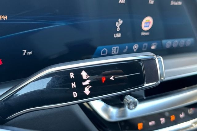 2026 Cadillac LYRIQ Premium Sport