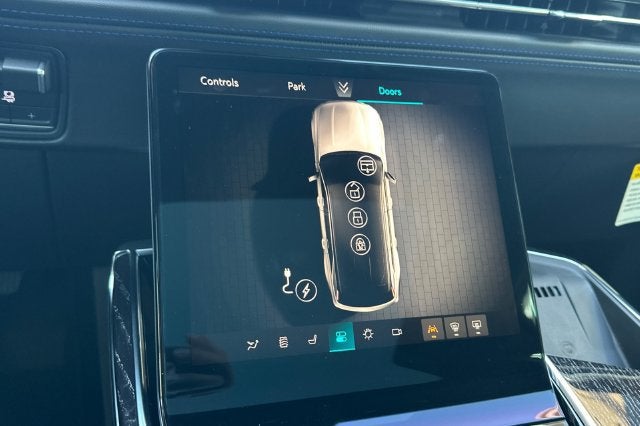 2026 Cadillac ESCALADE IQL Sport
