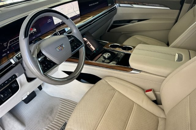 2025 Cadillac Escalade ESV Sport Platinum