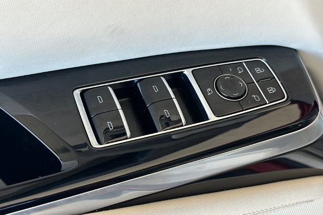 2025 Cadillac Escalade ESV Sport Platinum