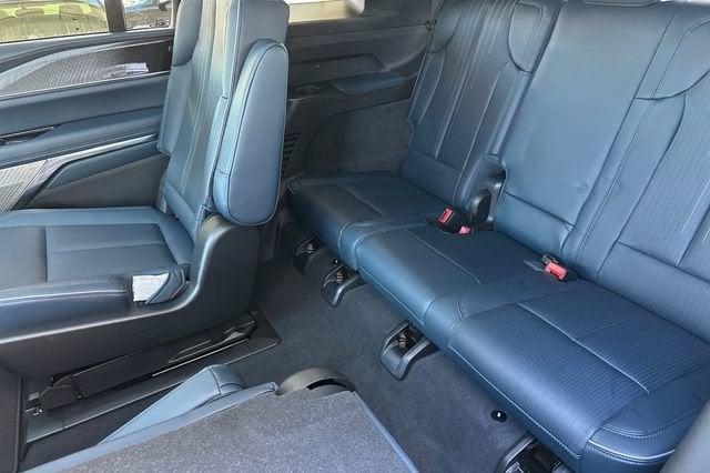 2025 Cadillac ESCALADE IQ Sport 2