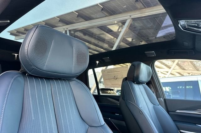 2025 Cadillac ESCALADE IQ Sport 2