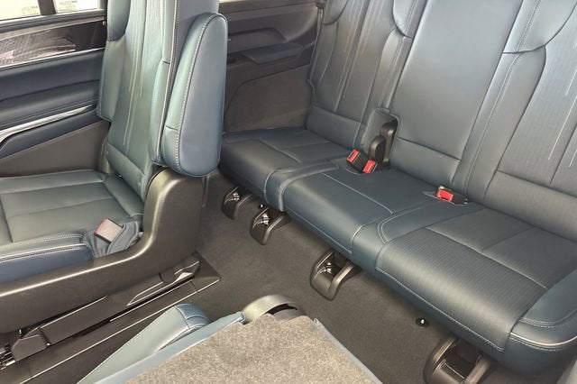 2025 Cadillac ESCALADE IQ Sport 2