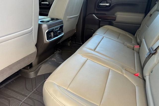 2019 GMC Sierra 1500 Crew Cab Short Box 4-Wheel Drive SLT