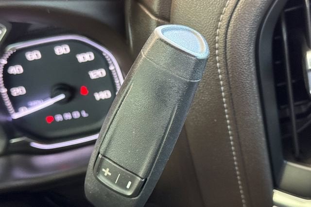 2019 GMC Sierra 1500 Crew Cab Short Box 4-Wheel Drive SLT